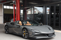 SF90 スパイダー