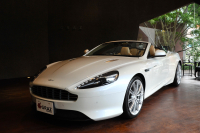 DB9