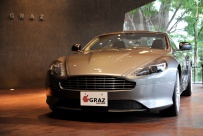 DB9