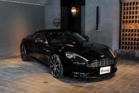 DB9
