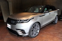 レンジローバー VELAR